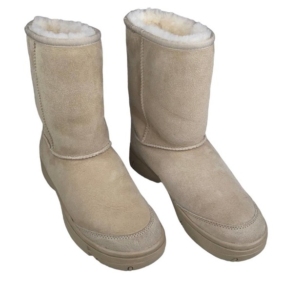 UGG Australia Womens Beige Ultimate Short 5275 Genuine Leather Winter Boots Sz 6 - Picture 6 of 10